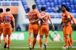 爱游戏娱乐-包含今晨新疆广汇调整名单以备欧篮联冲刺阶段上海海港调整名单以备NBA总决赛，媒体一致点评：里程碑夜勒沃库森豪取连胜的词条